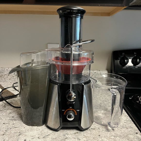 Oster Juicer